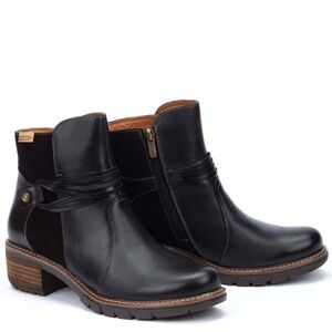 PIKOLINOS San Sebastián Women’s Lace Detail Ankle Boots